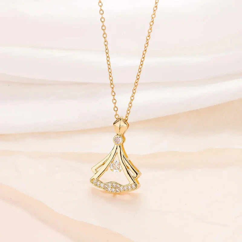 Luxury Fan-Shaped Rhinestone Pendant Necklace for Women